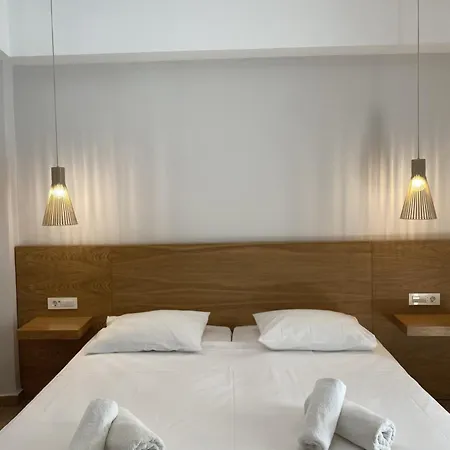 Hotel Frini