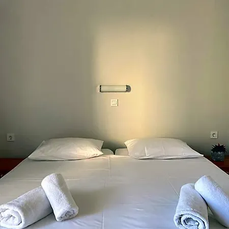 Hotel Frini